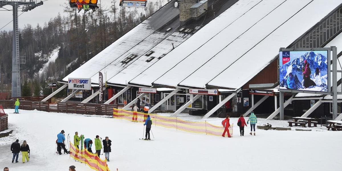Cez víkend je otvorených 90 lyžiarskych stredísk