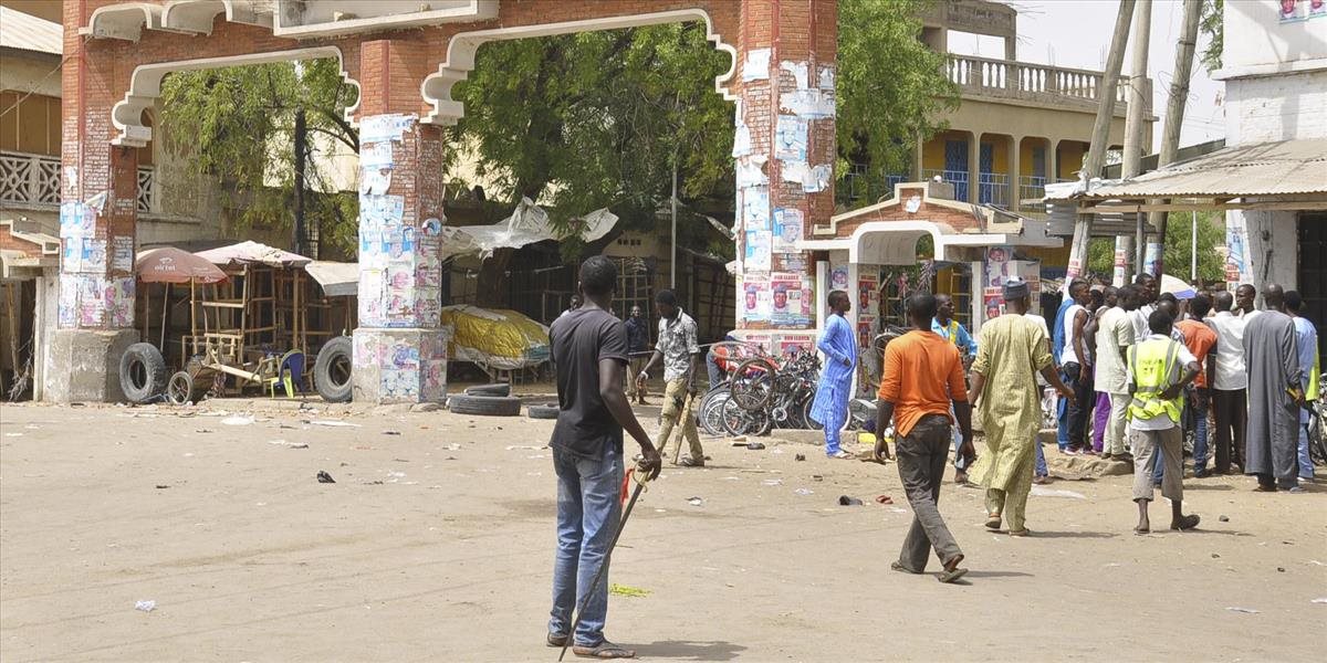Tri bombové útoky v meste Maiduguri zabili desiatky ľudí
