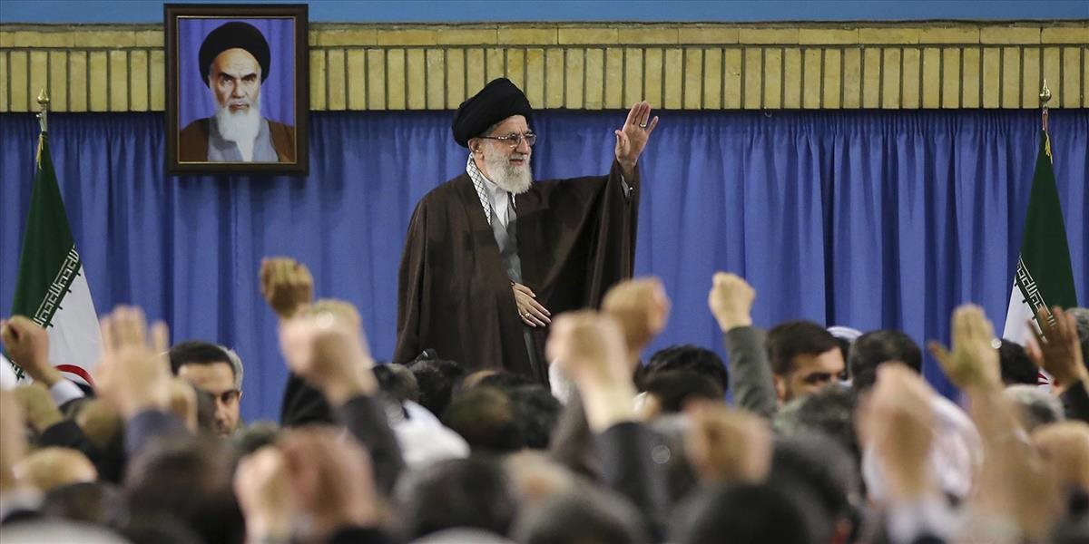 Alí Chameneí sa v čase špekulácií o svojom zdraví objavil na verejnosti