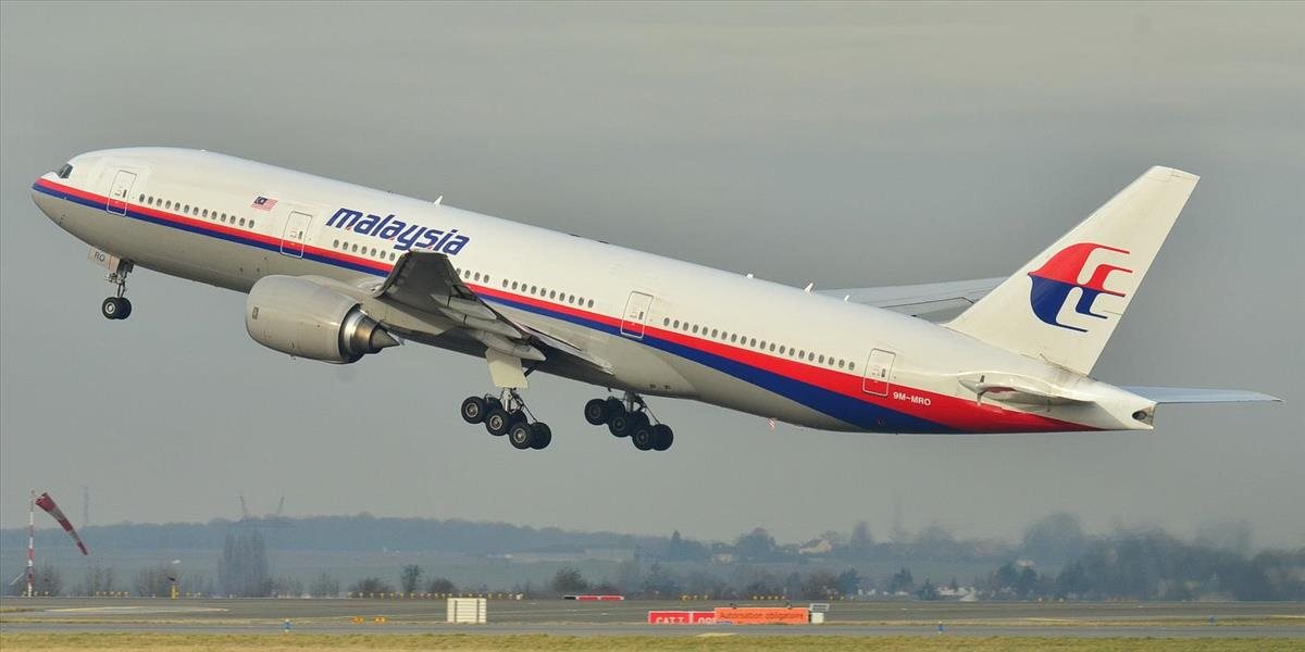 Malajzijské aerolínie budú po zmiznutí boeingu MH370 častejšie sledovať lety