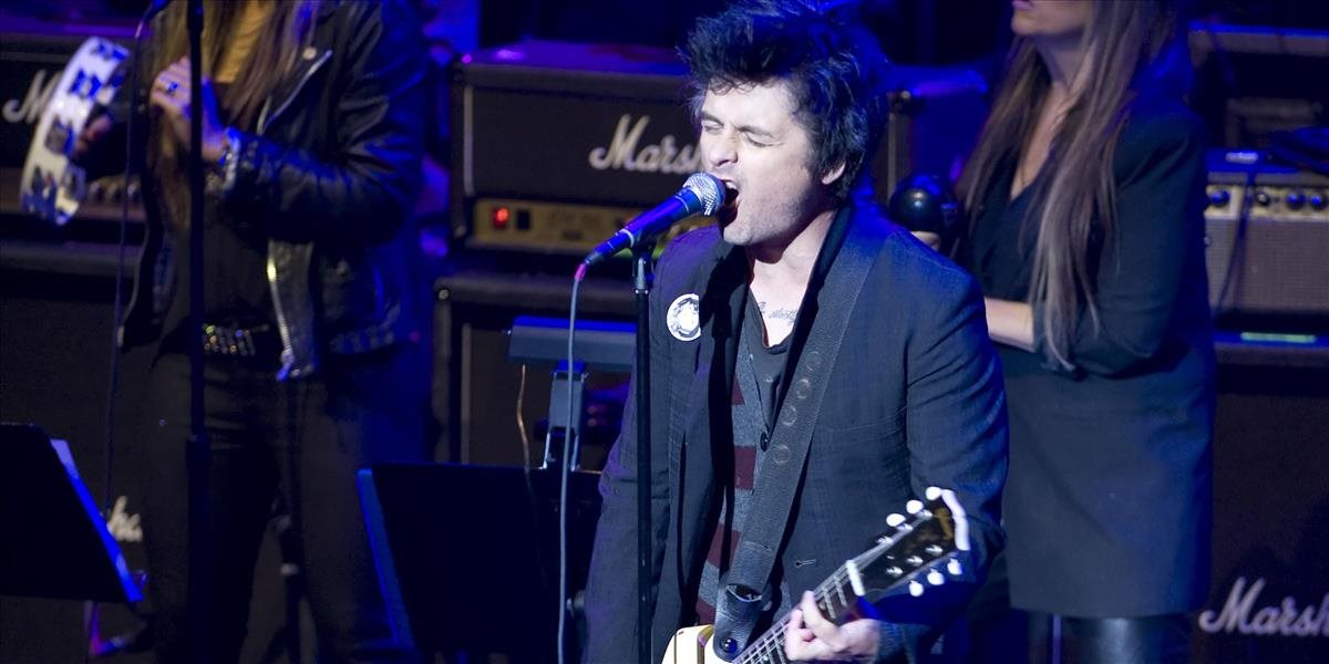 Billie Joe Armstrong z Green Day otvorí obchod s gitarami