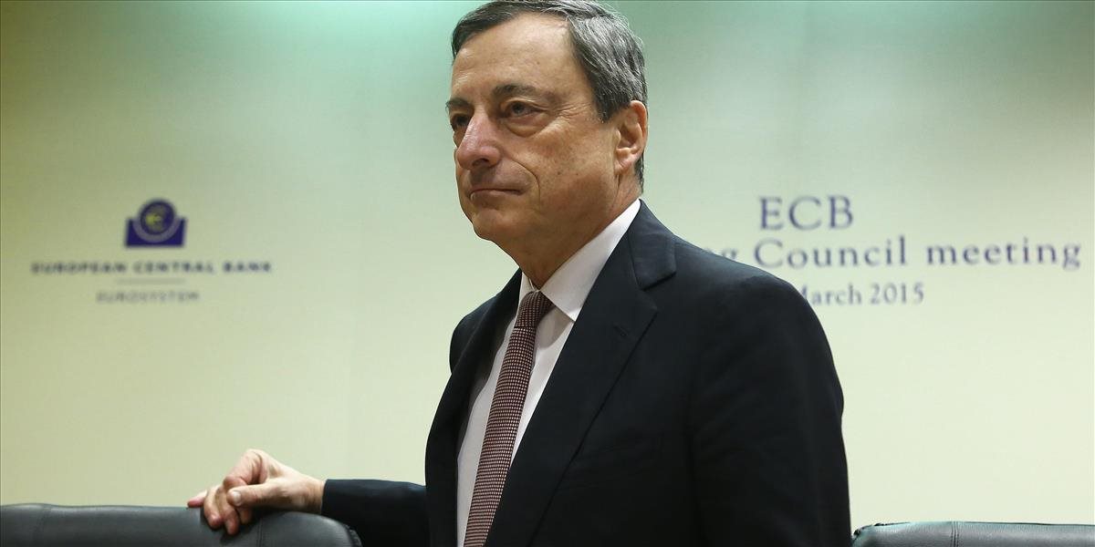 Draghi: Eurozóna sa zotavuje, stimuly ECB naštartujú infláciu