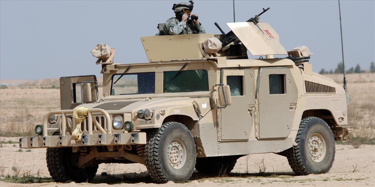 USA údajne pošlú Ukrajine bezpilotné lietadlá a vozidlá Humvee