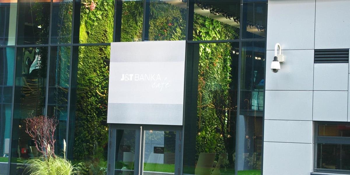 ČEB požaduje od J&T Finance group desiatky miliónov eur