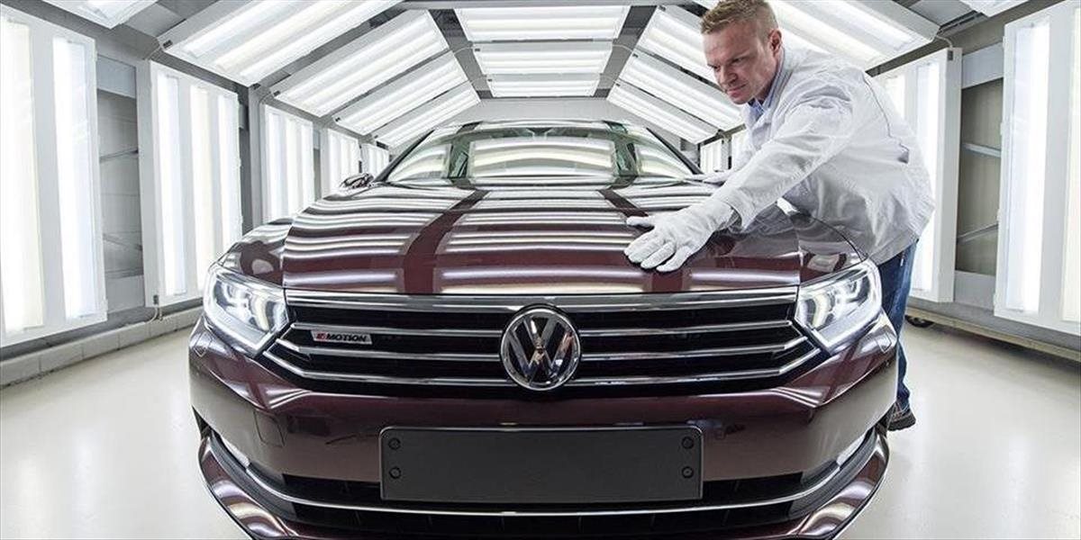 Zisk hlavnej divízie Volkswagenu vlani oslabil