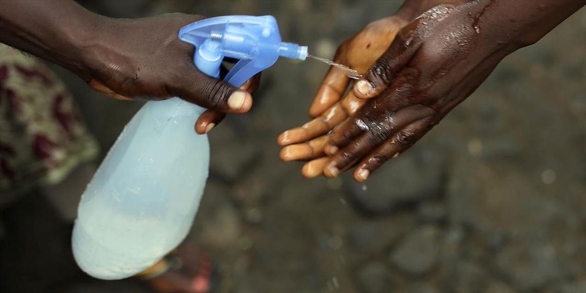 Počet obetí epidémie eboly prekročil 10-tisíc