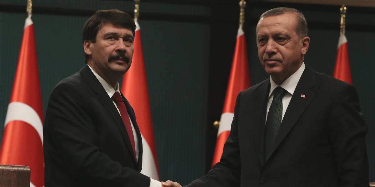 Maďarský prezident Áder v Ankare: Turecko je stále súčasťou Európy