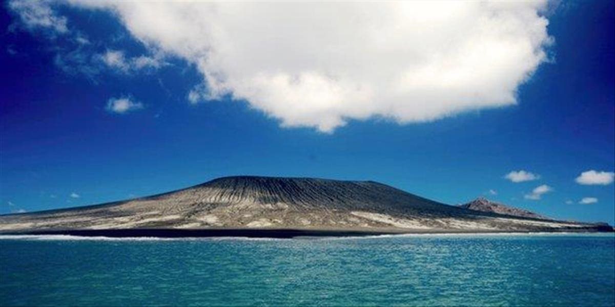 Séria erupcií podmorskej sopky vytvorila nový ostrov