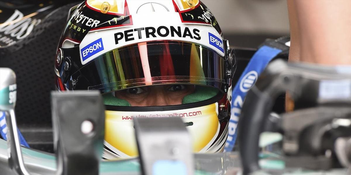 F1: Hamilton najrýchlejší v záverečnom tréningu na VC Austrálie