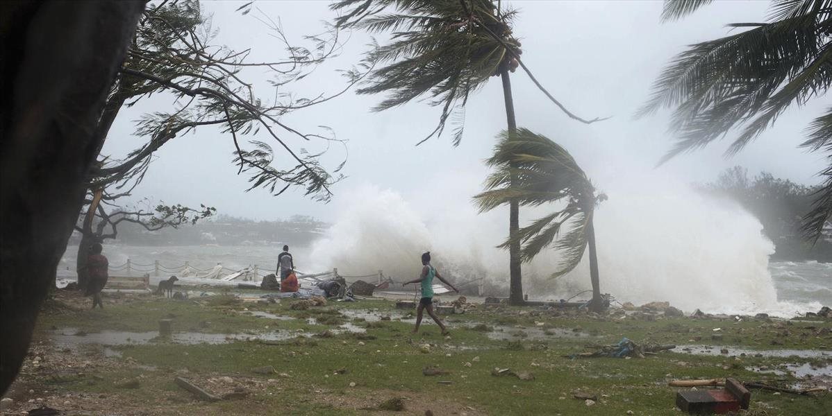 Tropická cyklóna Pam si na ostrovnom štáte Vanuatu vyžiadala osem obetí a rozsiahle škody