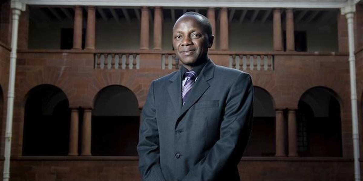 Minister vo vláde Juhoafrickej republiky (JAR) Collins Chabane dnes zahynul pri autonehode