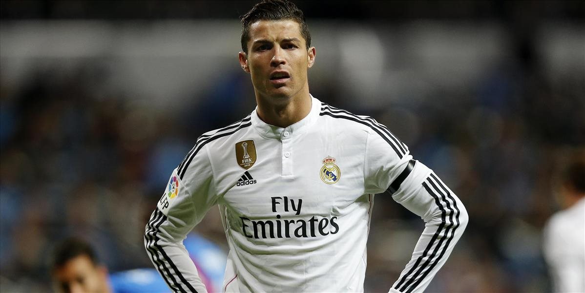 Cristiano Ronaldo v popularite na Facebooku predstihol Shakiru