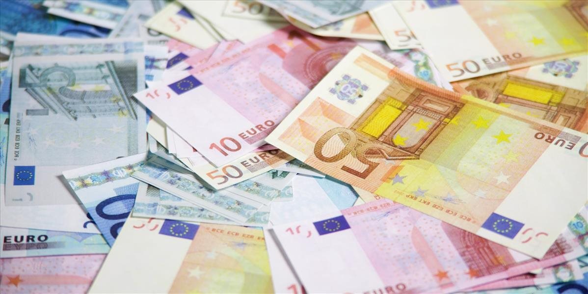 Euro mierne posilnilo a predáva sa po 1,0584 USD