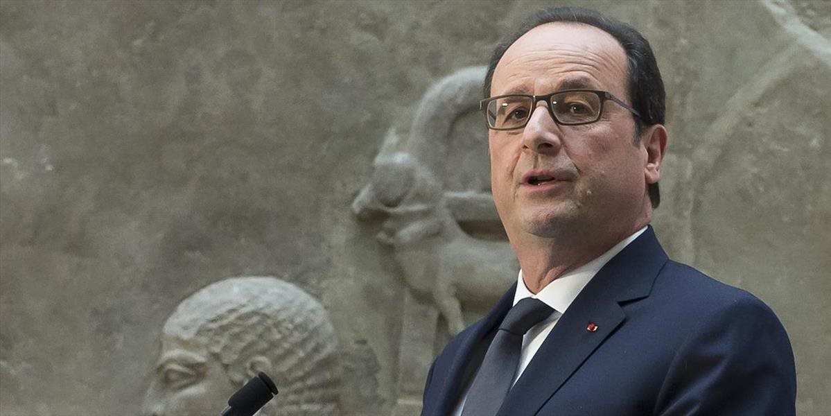 Hollande vyjadril zármutok nad obeťami útoku v Tunisku