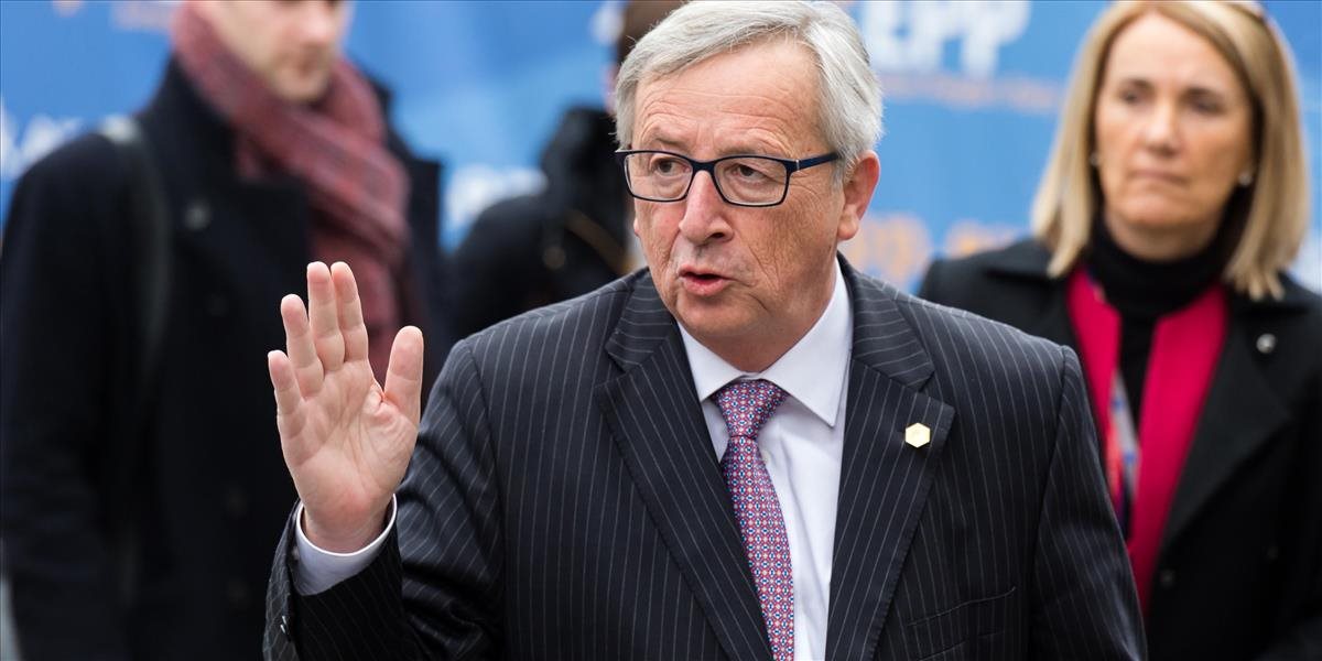 Podľa Junckera sa Grécko snaží odvádzať od témy