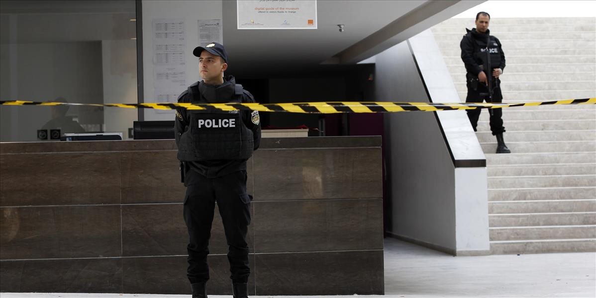 Tuniská polícia zatkla už deväť podozrivých z útoku na múzeum