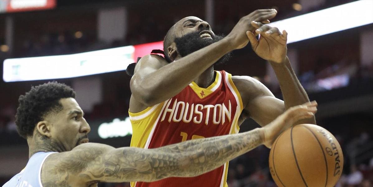NBA: Harden potiahol 50 bodmi Houston k výhre nad Denverom