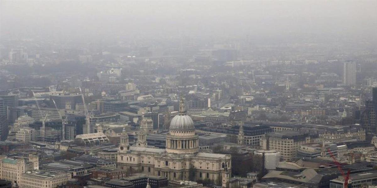 Vysoká úroveň znečistenia ovzdušia a smogu po celej Veľkej Británii