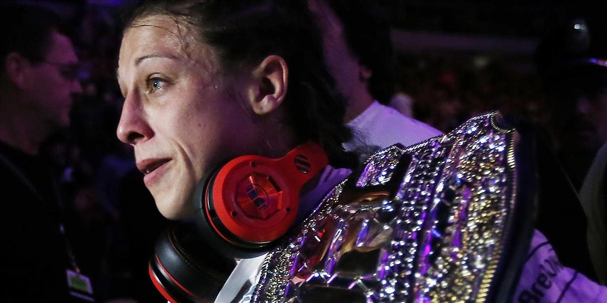 Joanna Jedrzejczyk je novou držiteľkou titulu UFC