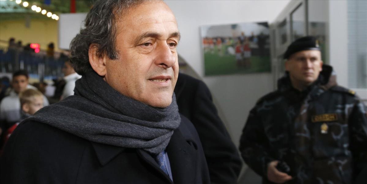 Kongres UEFA vo Viedni zvolí Platiniho a vypočuje si Blattera