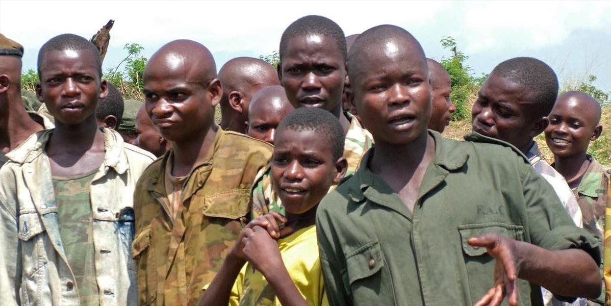 V Južnom Sudáne prepustili stovky detských vojakov