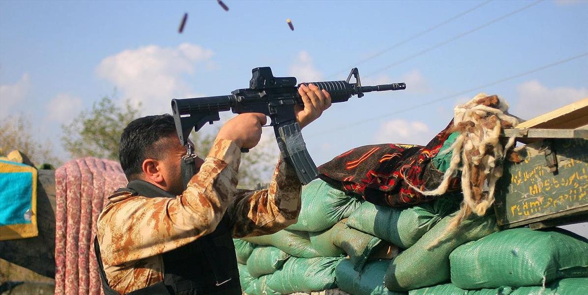 Islamský štát postupuje na západ, zaútočil na sýrskych vojakov v Homse