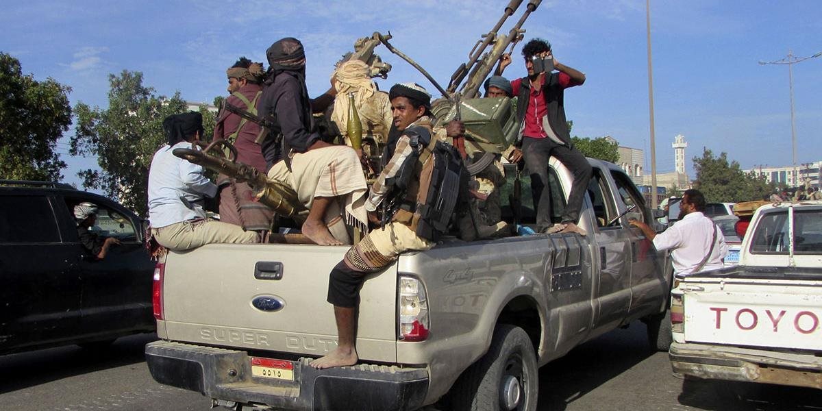 Jemenská vláda vyzýva štáty Perzského zálivu na vojenskú intervenciu