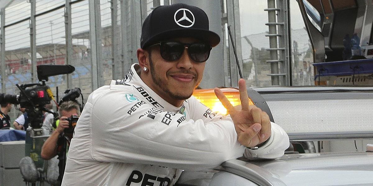 F1: Hamilton možno už tento týždeň s novou zmluvou