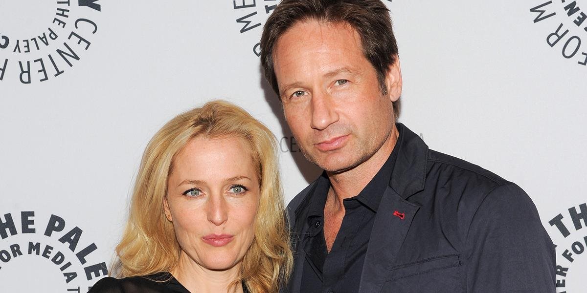 Agenti FBI Mulder a Scullyová sa vracajú v nových dieloch seriálu Akty X