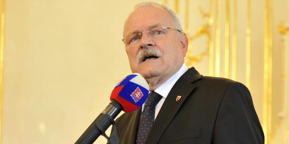 Gašparovič: Prezident by nemal hneď vyplatiť J. Čentéšovi odškodné 60.000 eur