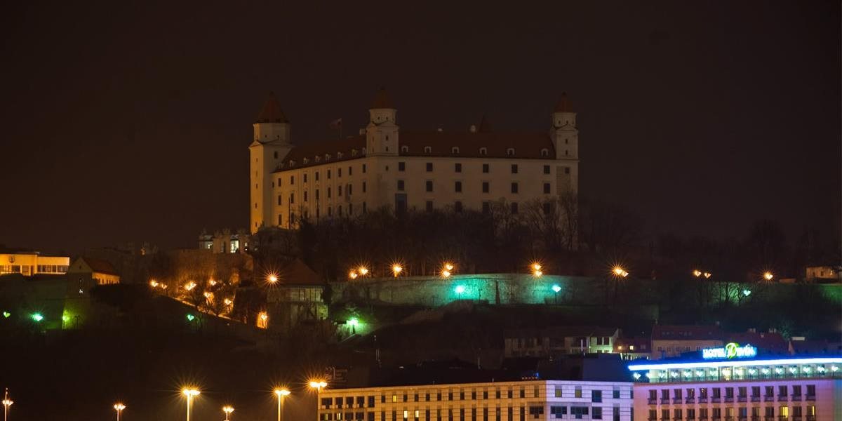 Do Hodiny Zeme sa zapojí NR SR, zhasnú Bratislavský hrad