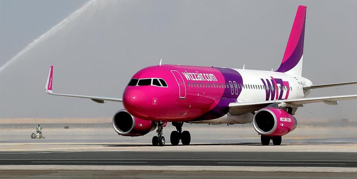 Zmeny v pravidlách pobytu pilotov v kokpite zaviedla aj Wizz Air