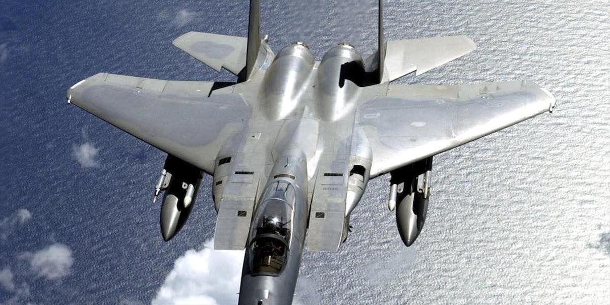 Saudskoarabskí piloti sa katapultovali z pokazenej stíhačky neďaleko Jemenu