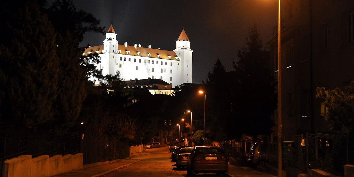 NR SR sa zapojí do Hodiny Zeme, osvetlenie Bratislavského hradu na hodinu zhasne