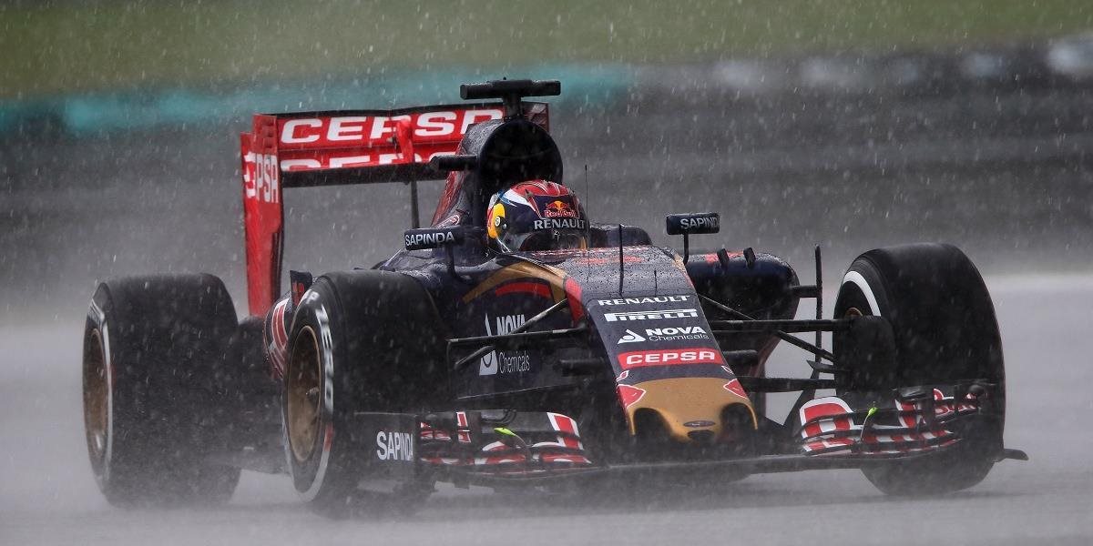F1: Verstappen sa postaral o rekord, bodoval ako najmladší jazdec v histórii