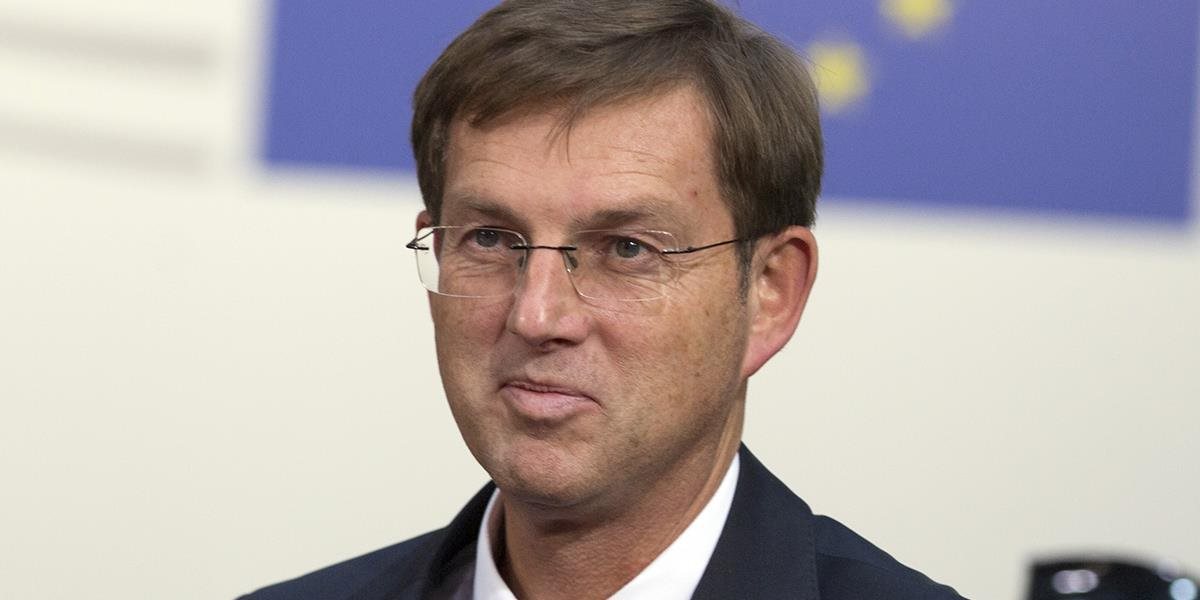 Slovinský premiér požaduje odstúpenie ministra obrany