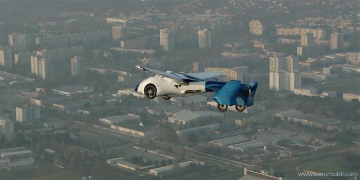 VIDEO Lietajúce auto sa vznáša nad Slovenskom