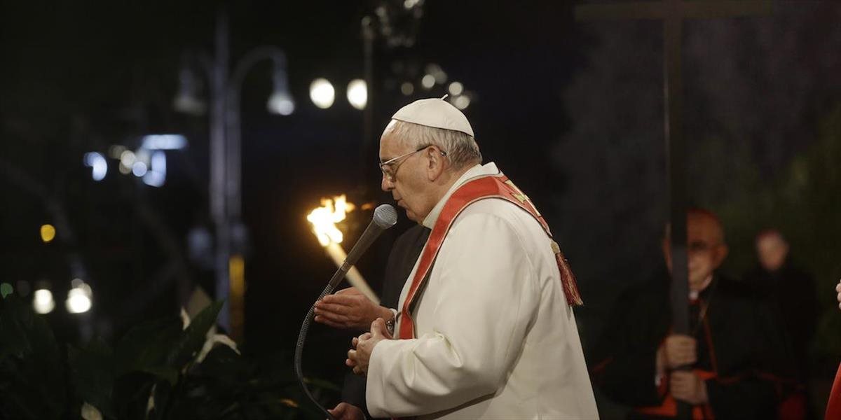 Vatikán upozornil na znepokojujúcu ľahostajnosť sveta k masakrom kresťanov