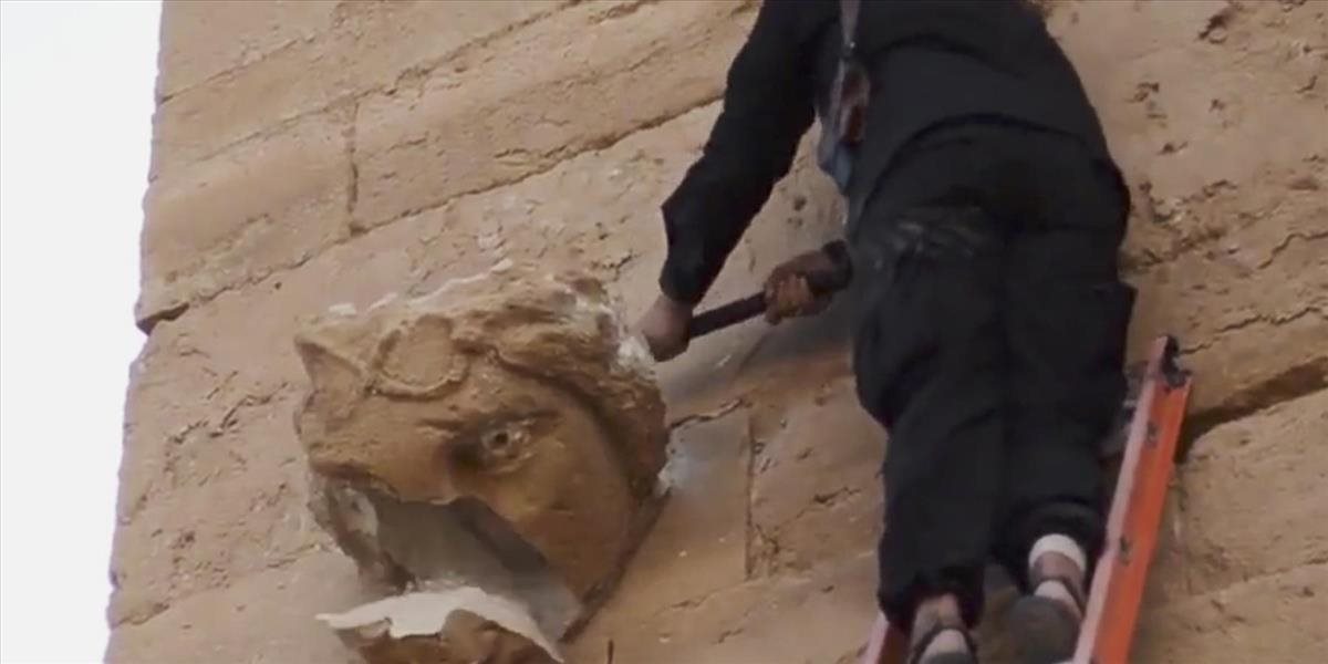 VIDEO ukazuje ničenie ďalšieho starobylého mesta islamistami