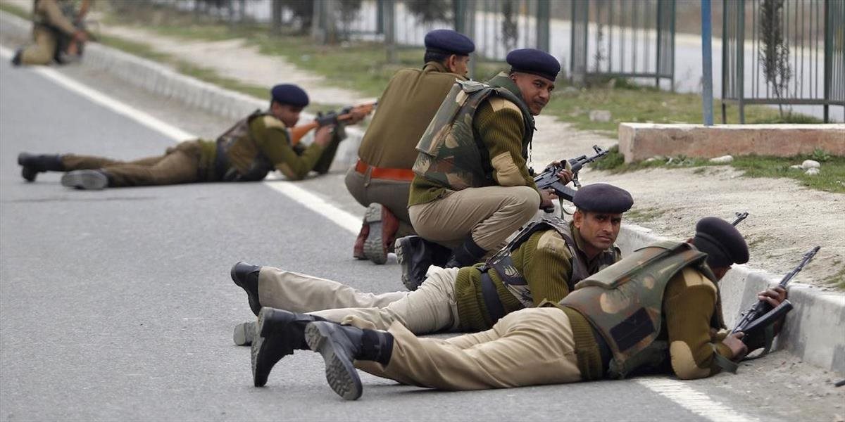 Indická polícia zastrelila piatich väzňov vrátane podozrivého teroristu