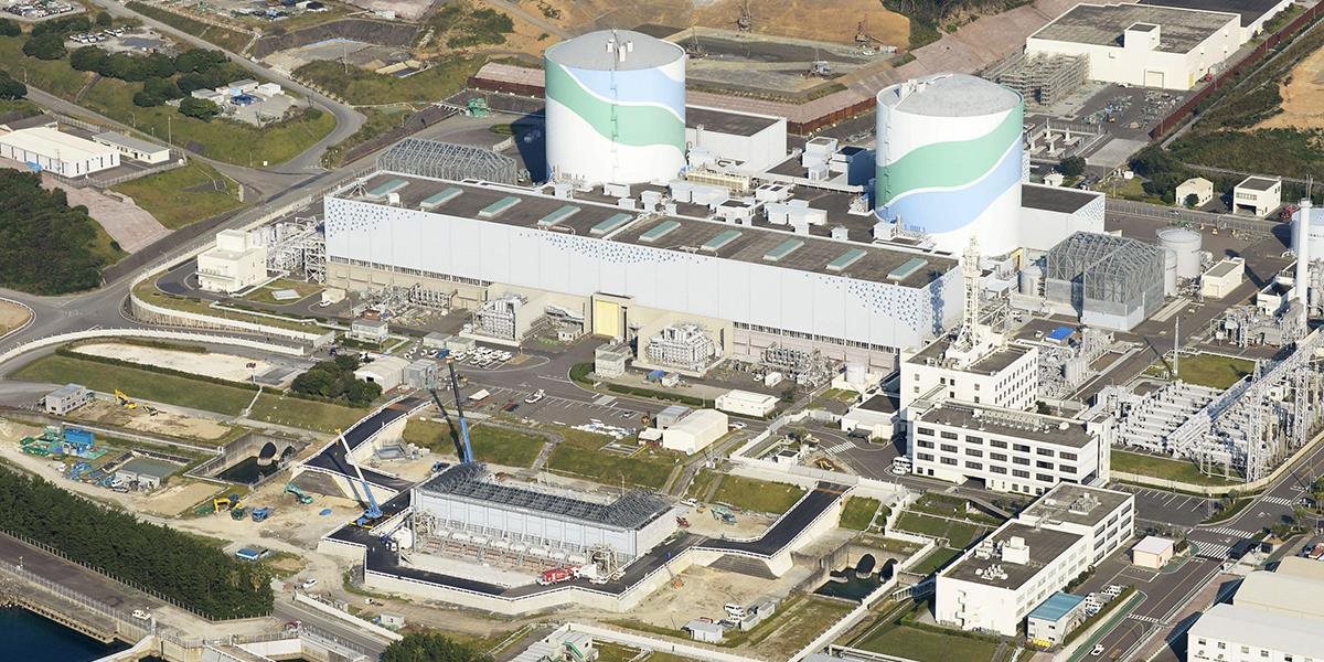 Japonsko zvažuje odparovanie kontaminovanej vody z elektrárne vo Fukušime