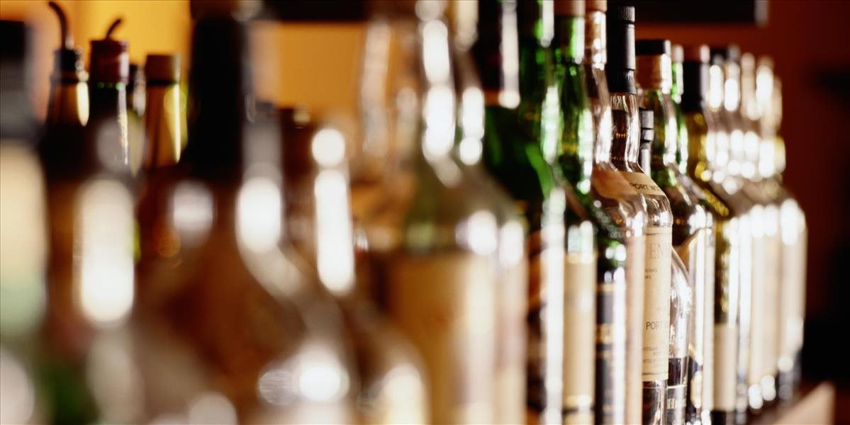 Islamské strany sa snažia presadiť úplný zákaz konzumácie alkoholu v Indonézii