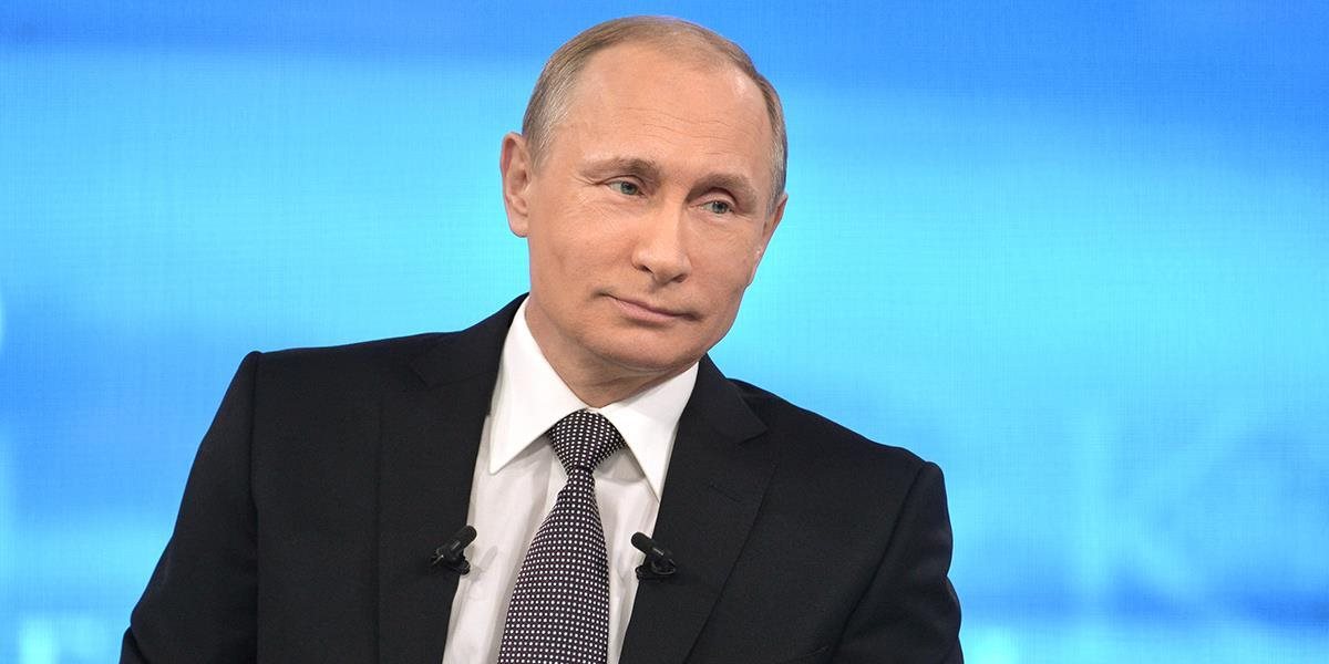 Putin: Ruská ekonomika sa môže vrátiť k rastu za menej ako dva roky