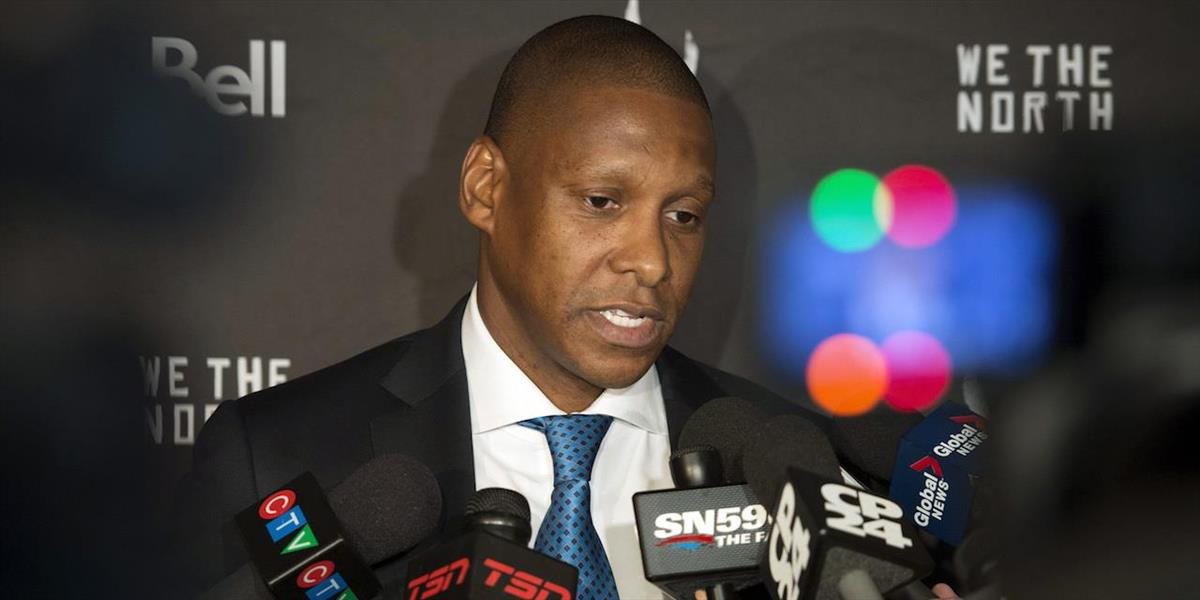 NBA: GM Toronta Ujiri s pokutou za expresívne vyjadrenie na Pierca