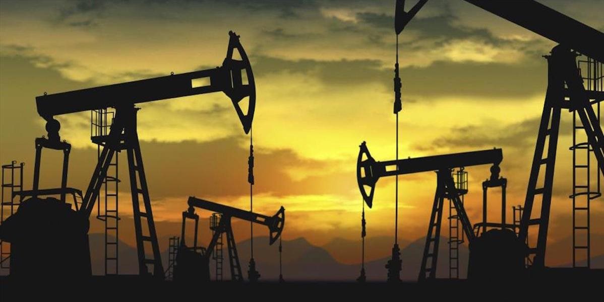 Ceny ropy mierne klesli, americká WTI sa obchoduje nad 56 USD za barel