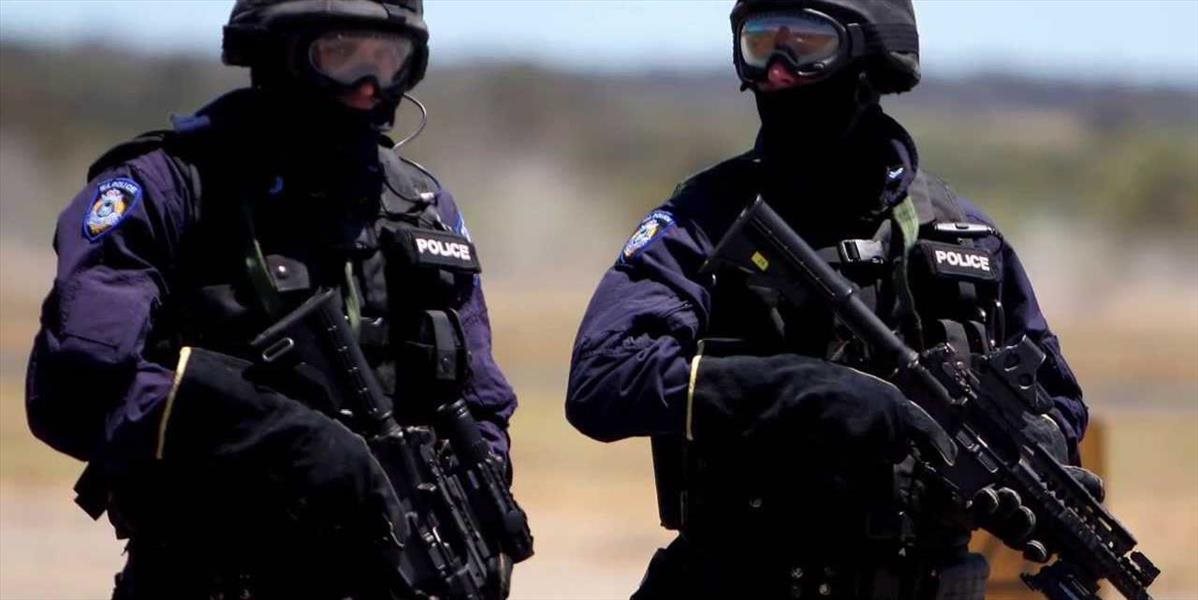 Jedného zo štyroch tínedžerov v Austrálii obvinili z prípravy útoku na políciu