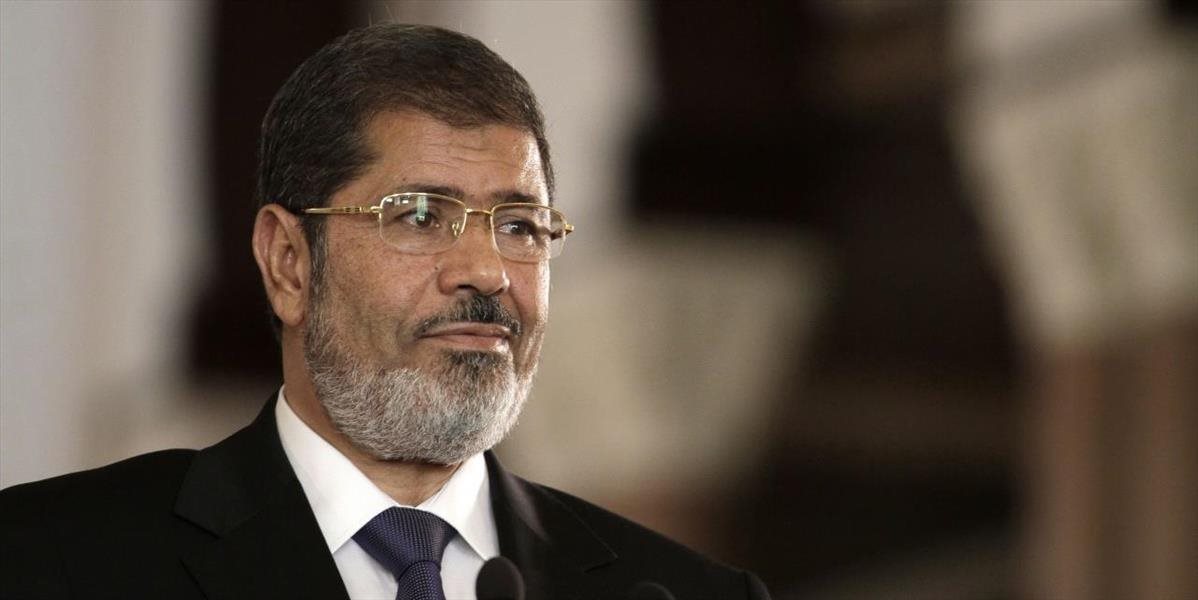 Egyptský exprezident Mursí dostal 20 rokov za smrť demonštrantov