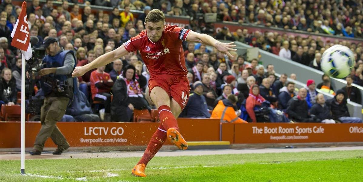 Liverpool nekomentoval správy o Hendersonovej novej zmluve