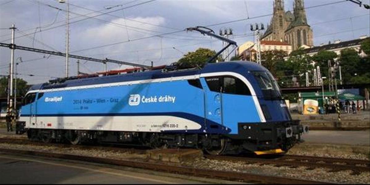 České dráhy musia zverejniť výkazy za diaľkové vlaky