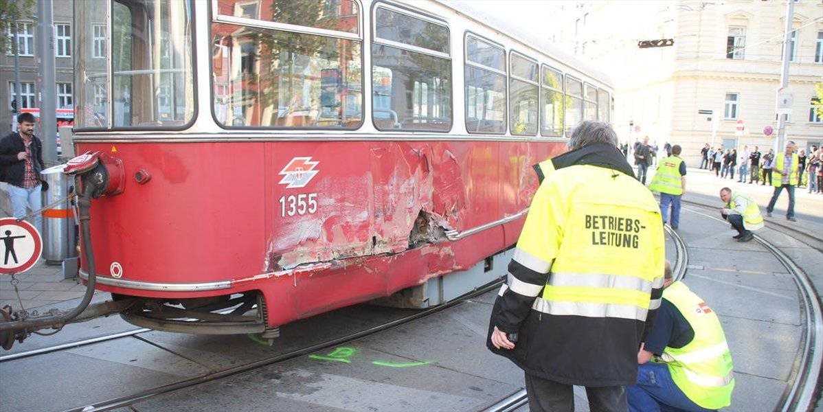 Vo Viedni sa zrazili električky, zranilo sa 12 cestujúcich